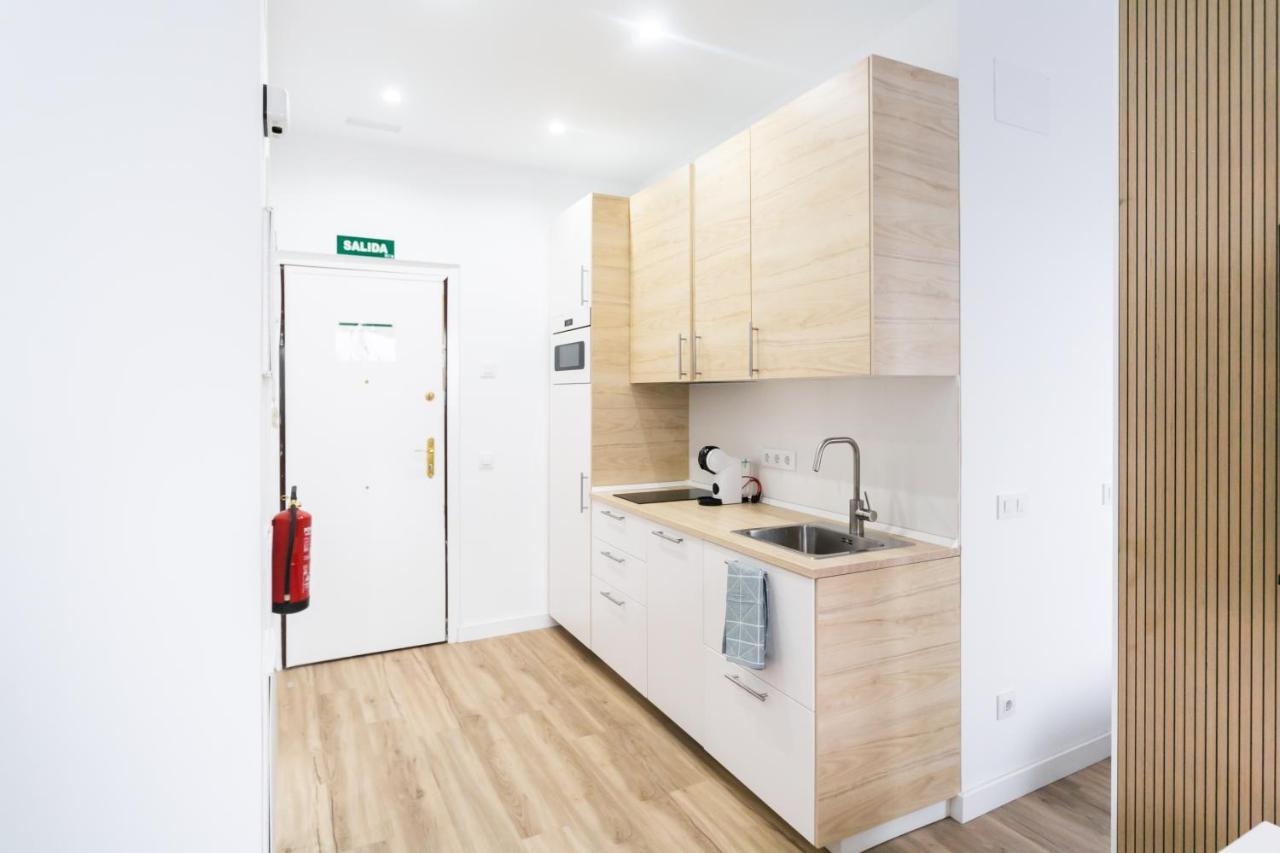 Confortable Y Practico Piso Reformado En Salamanca Appartement Madrid Buitenkant foto